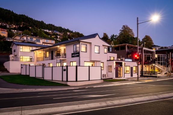 Stay in Queenstown